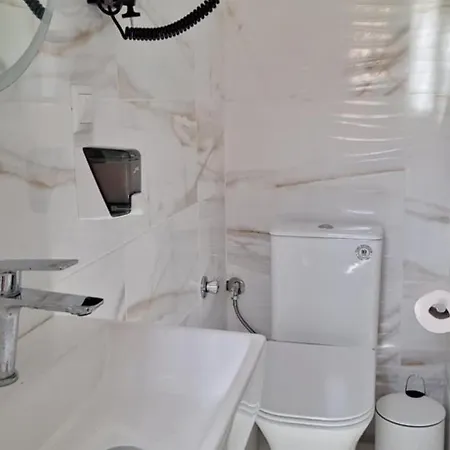 Mani Holidays Apartment *