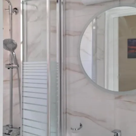 Mani Holidays * Neo Oitilo