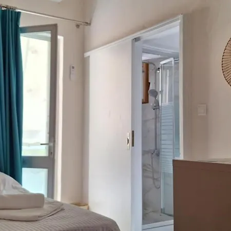 Mani Holidays Apartment